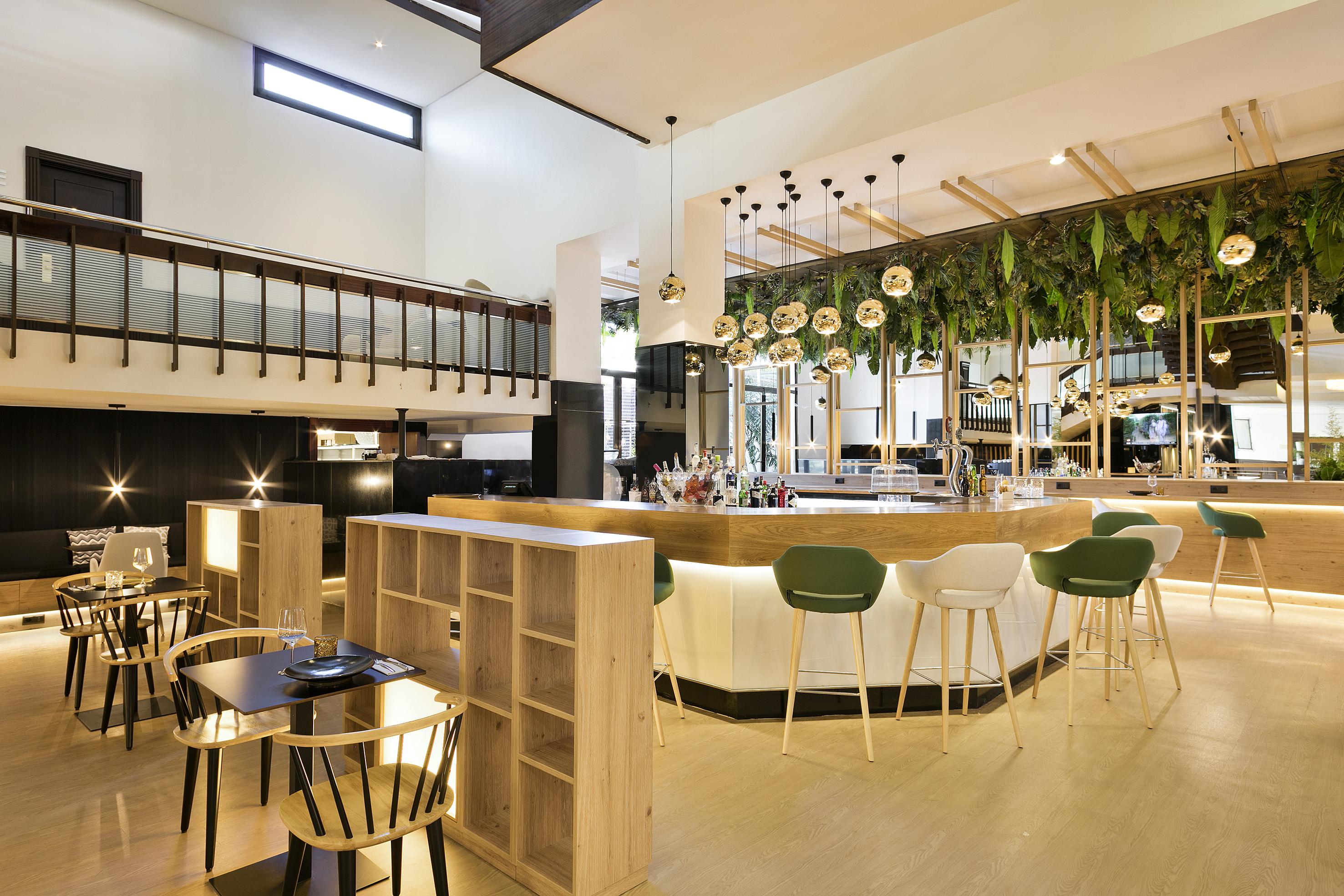 Hotel Melia Barajas Madrid Esterno foto