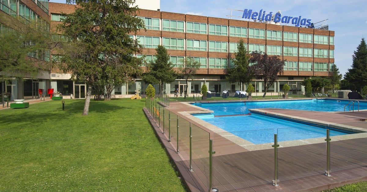 Hotel Melia Barajas Madrid Esterno foto
