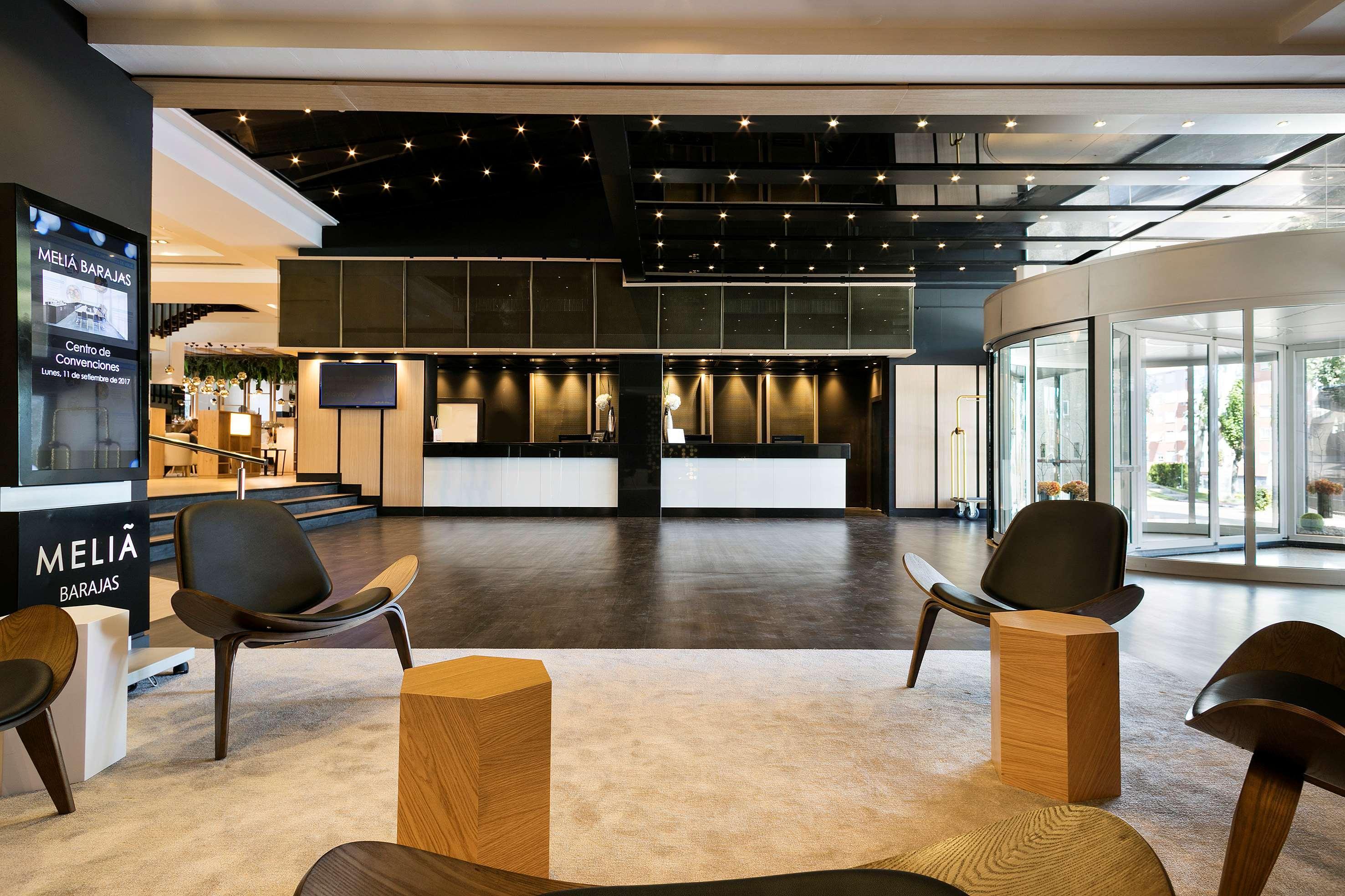 Hotel Melia Barajas Madrid Esterno foto